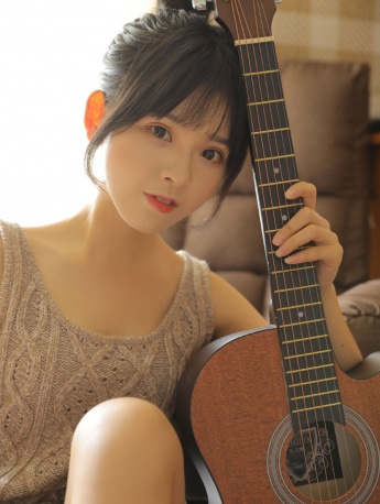 文藝少女日系性感臥室寫真