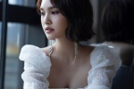 Rainie Yang elegant and sexy photo in white gauze skirt