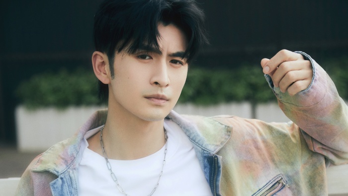 帥哥明星張雲龍圖片桌麵壁紙