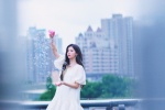Yang Chaoyue's sexy photo in puff-sleeved princess dress