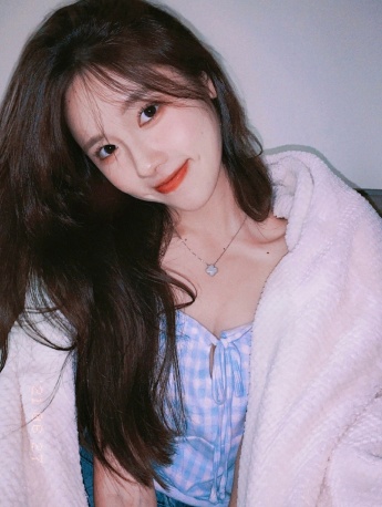 Douyin Liwo Yunyun's sexy private room photo pictures