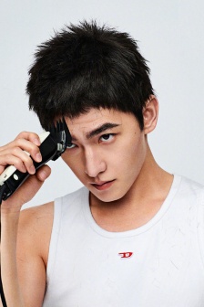 Yang Yang's handsome photo pictures with various styles