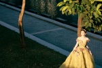 Angelababy sexy photo in yellow and green carved dress