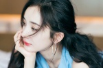 Yang Mi sweet photo computer wallpaper picture