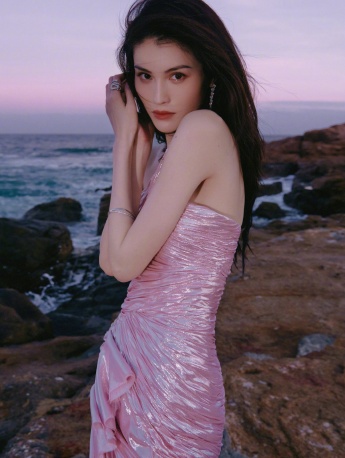 He Sui's Sexy Photos at GQ Character Festival