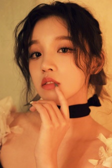 宋雨琦ELLE风尚大典性感写真