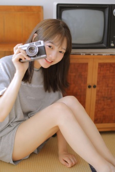 Photos of artistic sexy beauties with charming long legs