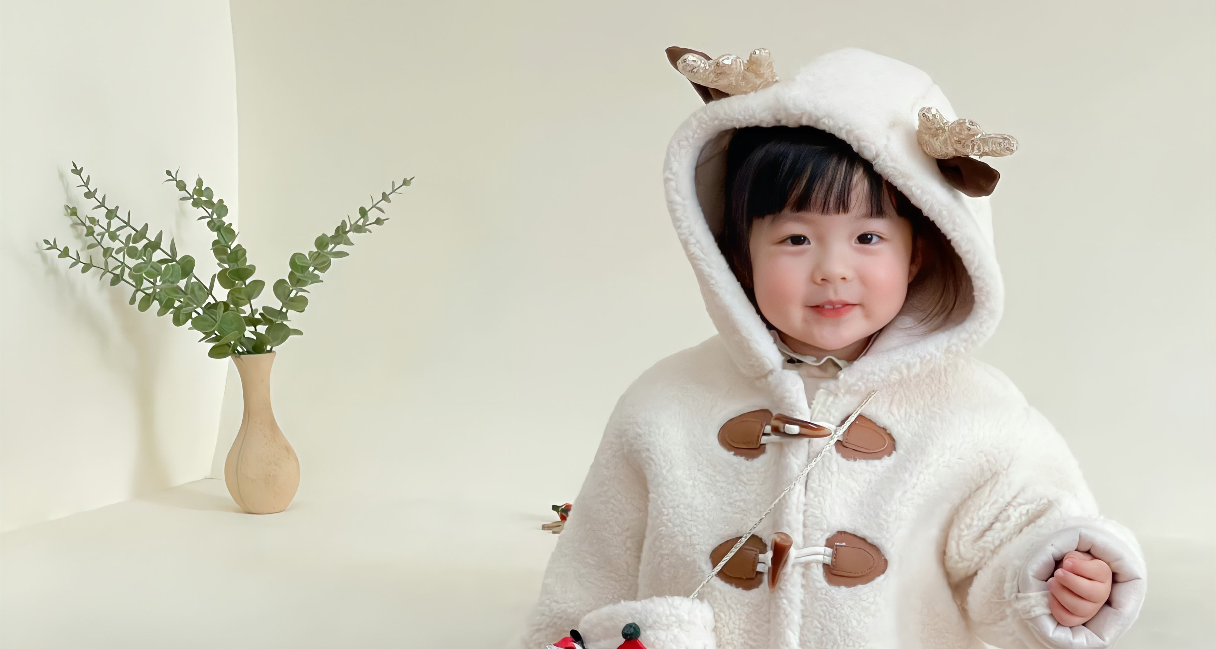 Picture gallery of meatball girls