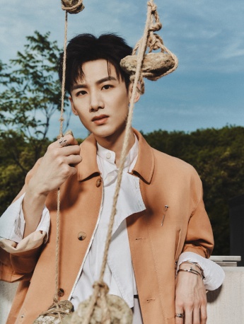 白敬亭优家画报帅气写真图片