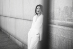 Shu Qi sexy photo pictures in white suit