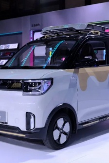 五菱宏光MINIEVGAMEBOY多角度图