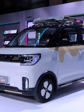 五菱宏光MINIEVGAMEBOY多角度圖