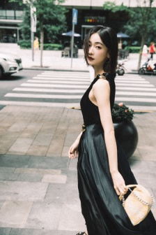 Wu Jinyan's film-style street photography photos