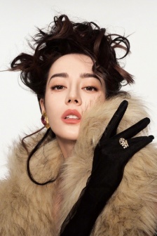 Dilireba modern sexy winter photo pictures