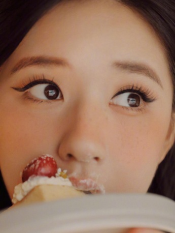 赵露思复古学院风手机壁纸