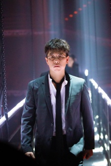 Lin Xiaofeng - the brother who overcame all obstacles - stills from the third issue