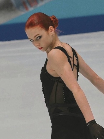 Alexandra Trusova figure skating pictures
