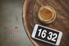 March 2022 still life style computer calendar wallpaper