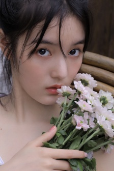 纯欲性感美女清新户外写真