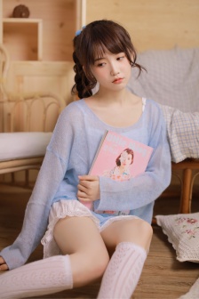 透视装美女吊带短裤性感白丝写真
