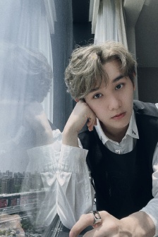 高卿尘图片 INTO1高卿尘图片