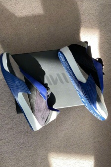 High-definition detailed pictures of NW1’s handmade sneakers