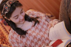 性感私房美女桌面壁纸图片