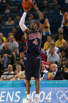 阿伦艾弗森经典无水印壁纸