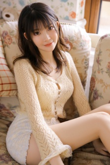 透视妩媚美女性感长腿诱惑写真