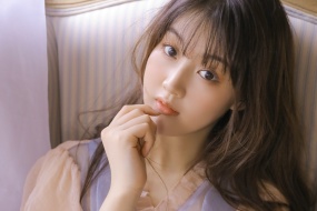 明艳性感美女写真图片桌面壁纸