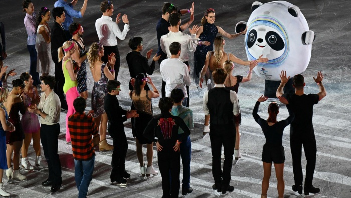 Bingdundun figure skating exhibition computer wallpaper