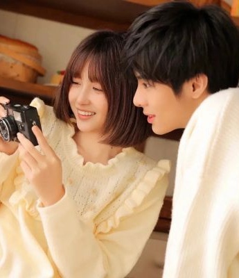 Niche double couple's double avatar