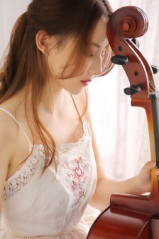 Cello beauty mobile wallpaper pictures