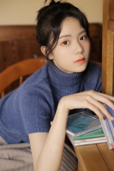 Delicate beauty beautiful photo HD mobile wallpaper