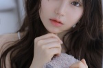 牛奶肌少女撩人性感私人吊帶寫真
