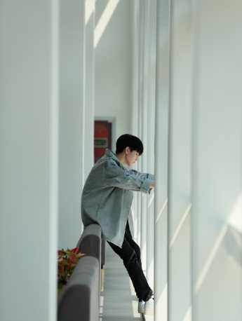 《Gate of Rebirth》Wang Junkai pictures