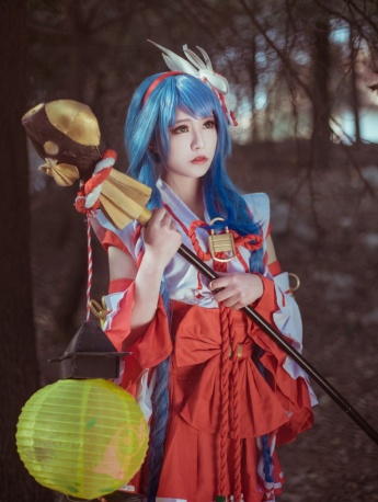 王者荣耀伊势巫女大乔cos写真照