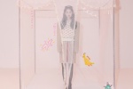 Meng Ziyi's creative graffiti fashion photo pictures