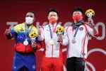Shi Zhiyong wins gold in men's 73kg weightlifting class