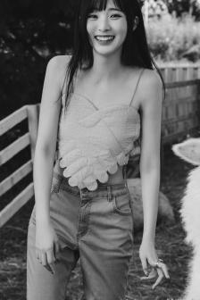 郑乃馨泰国明星手机壁纸