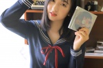 High-definition photo pictures of beautiful student girls in JK uniforms