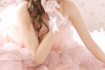 Beautiful and romantic photos of beautiful women in pink gauze skirts