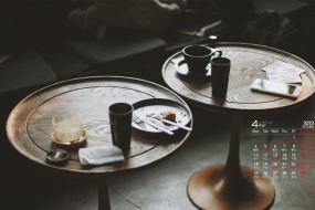 April 2022 still life style computer calendar wallpaper