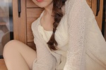 白嫩美女萌妹纸日系居家美腿写真