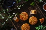 Delicious mooncake pictures desktop wallpaper