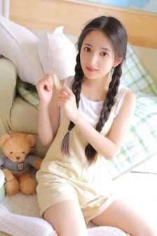 白丝袜美腿美女高挑身材性感写真