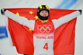 齊廣璞金牌頒獎電腦壁紙