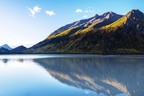 然乌湖风光美景图片壁纸