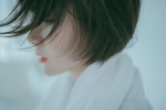 露肩襯衫美女嫵媚性感私房寫真