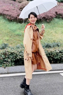 胡杏兒短髮短裙氣質性感圖片
